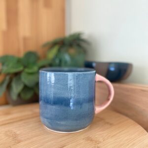 El Yapımı Seramik Bardak Kulplu 400 ml